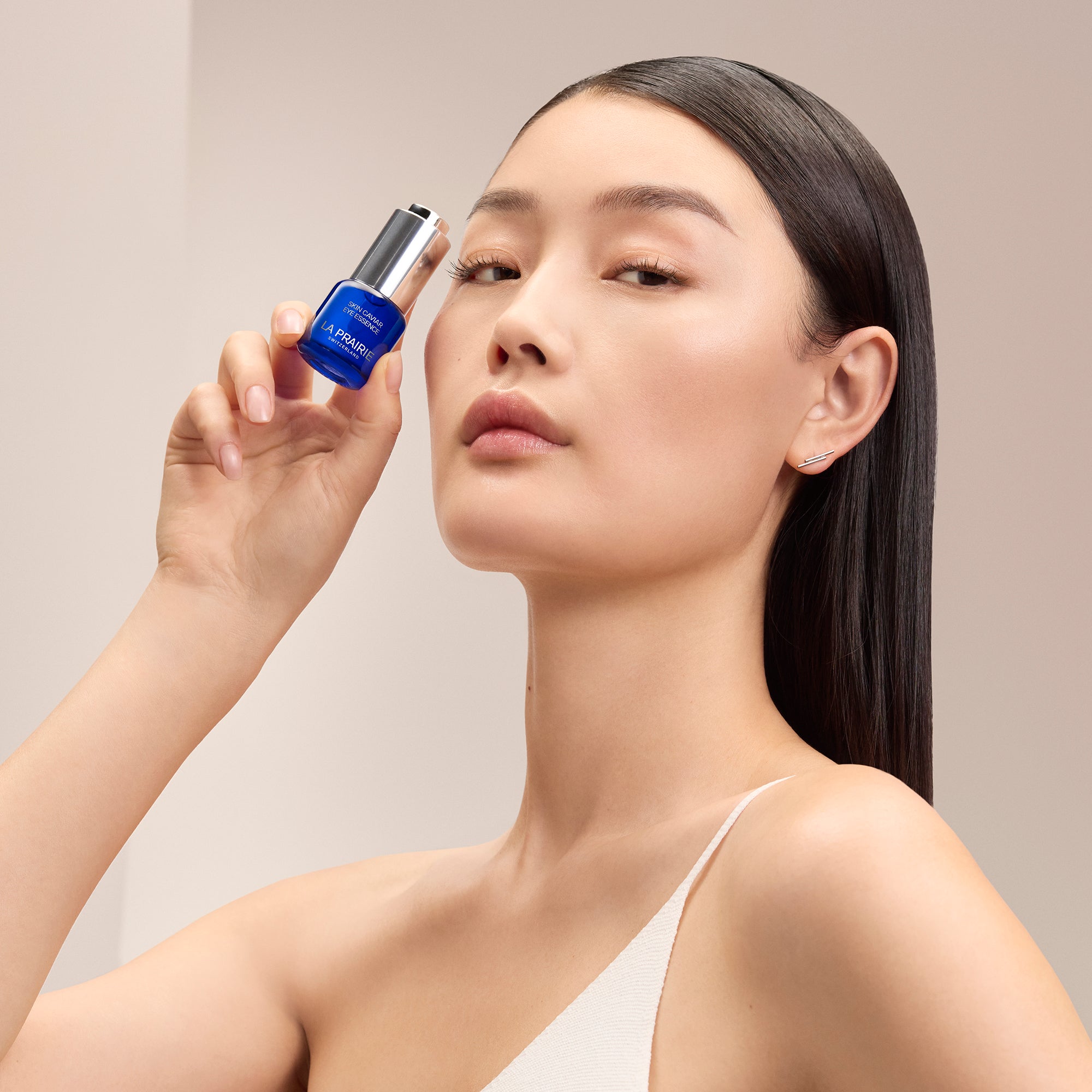 Essence of Skin Caviar Eye Complex | Firming eye serum | La